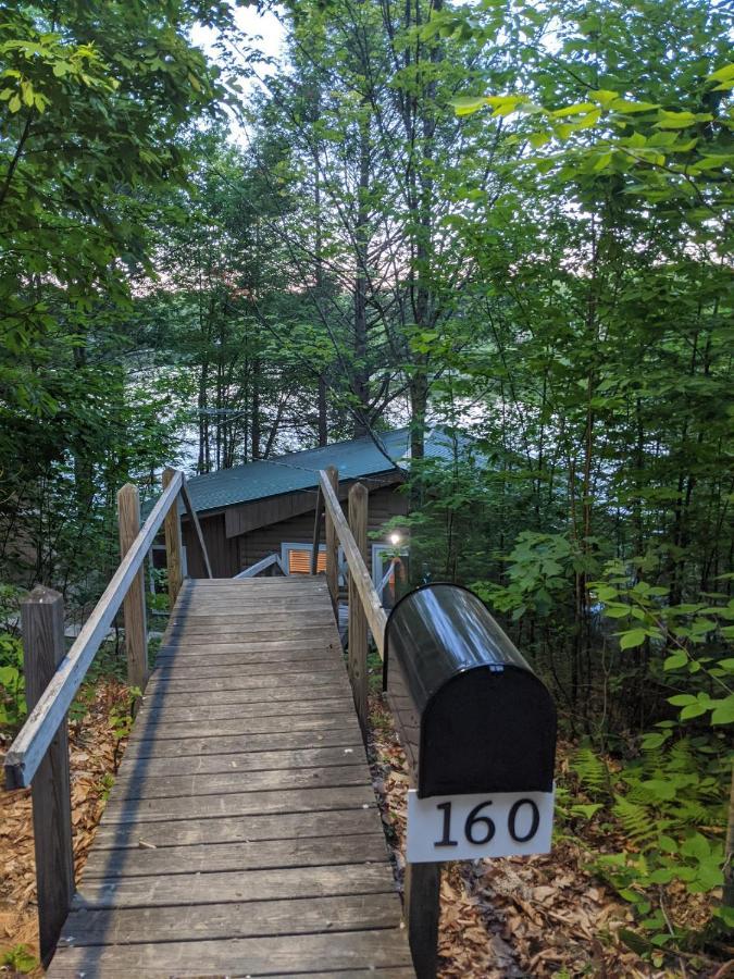 Panoramic Water Views , Cozy House In Henniker ,Nh Villa Exterior photo